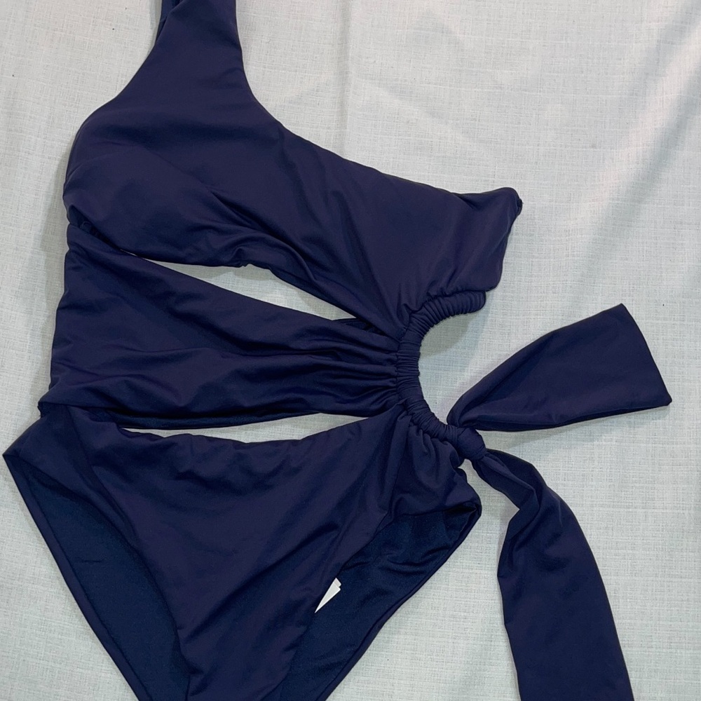 One-Shoulder Navy Swimsuit